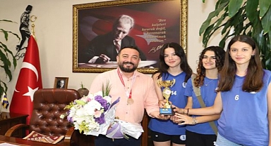 Eczacıbaşı Spor Kulübüne Transfer