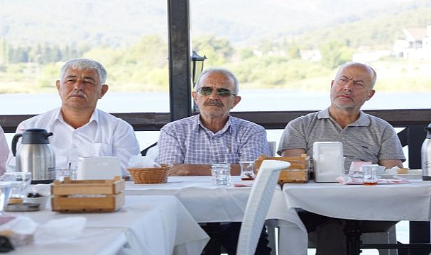 Mahalle Muhtarlarıyla bir araya geldi