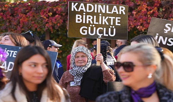 Kemalpaşa'lı kadınlardan güçlü mesaj