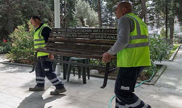 İzmir’e 2,5 milyon metrekare yeni mezarlık alanı