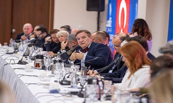 Sektörün paydaşları İzmir Turizm Konseyi'nde bir araya geldi