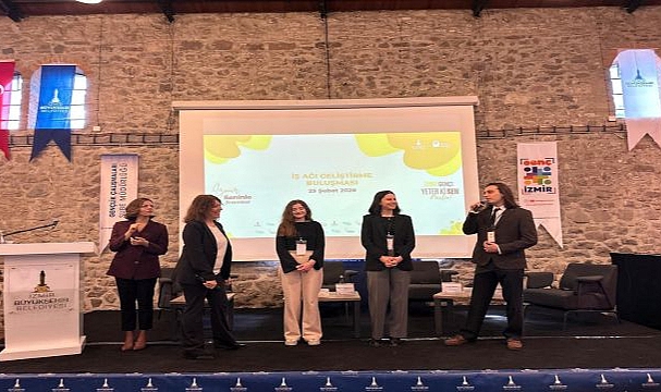 “İzmir Seninle” ile gençlere güçlü kariyer köprüsü