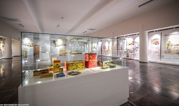 2 Nisan'da İzmir'de hizmet yağmuru